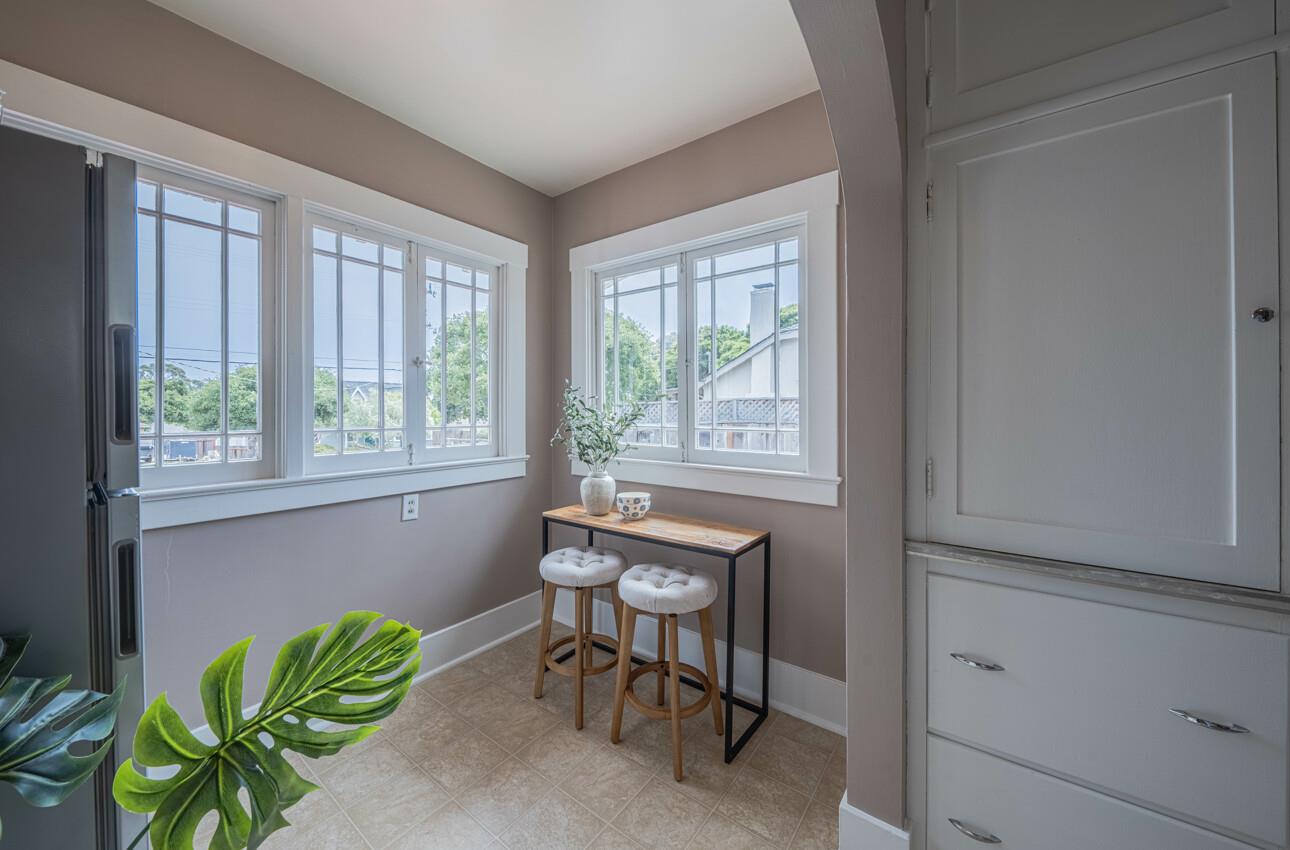 Detail Gallery Image 21 of 41 For 851 Bayview Ave, Pacific Grove,  CA 93950 - 2 Beds | 1 Baths