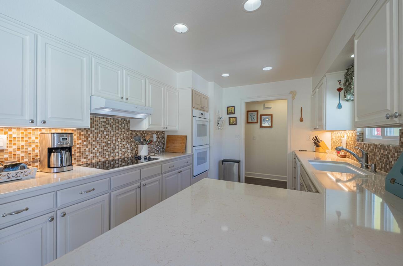 Detail Gallery Image 13 of 32 For 18101 Berta Canyon Rd, Salinas,  CA 93907 - 3 Beds | 2 Baths