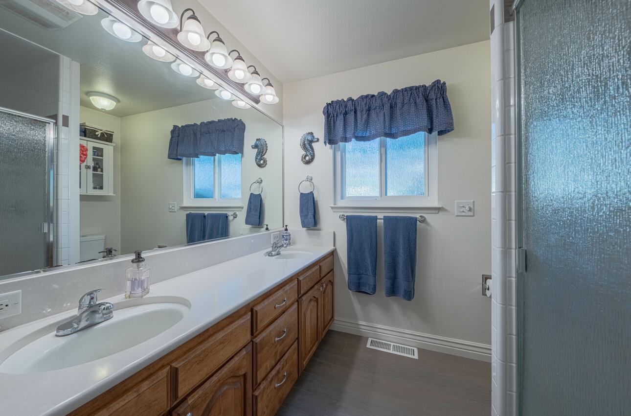 Detail Gallery Image 17 of 32 For 18101 Berta Canyon Rd, Salinas,  CA 93907 - 3 Beds | 2 Baths
