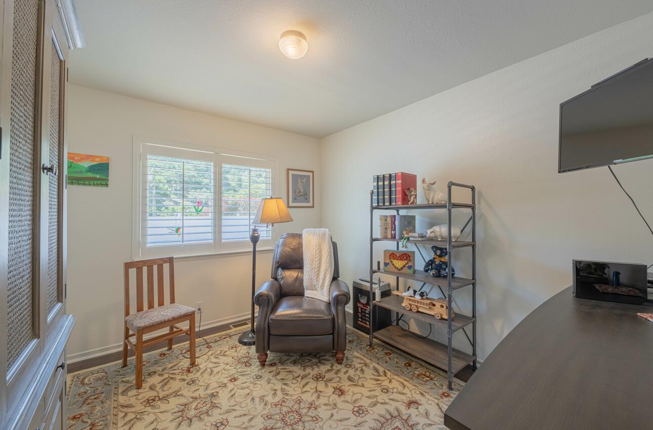 Detail Gallery Image 19 of 32 For 18101 Berta Canyon Rd, Salinas,  CA 93907 - 3 Beds | 2 Baths