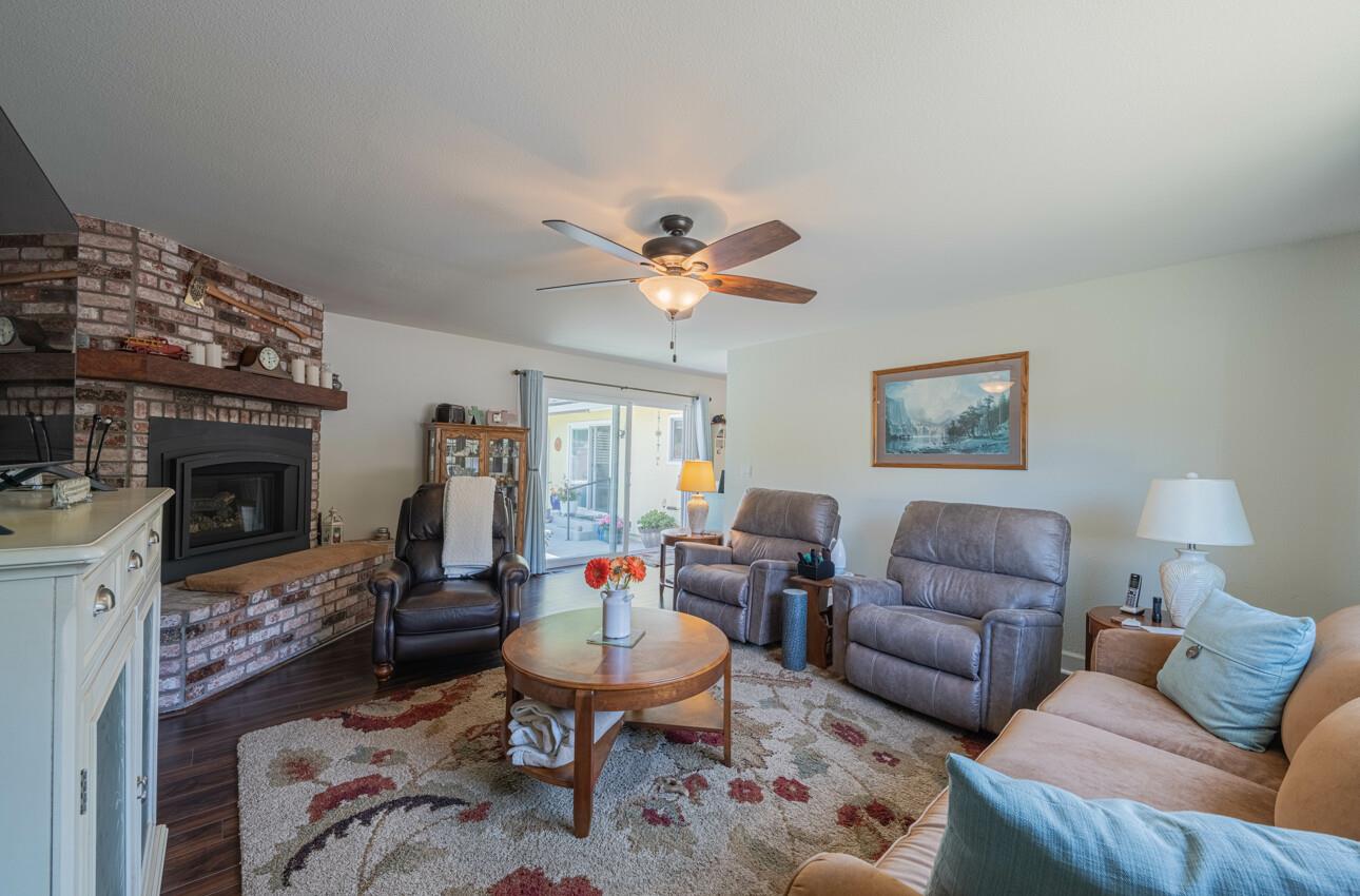 Detail Gallery Image 8 of 32 For 18101 Berta Canyon Rd, Salinas,  CA 93907 - 3 Beds | 2 Baths