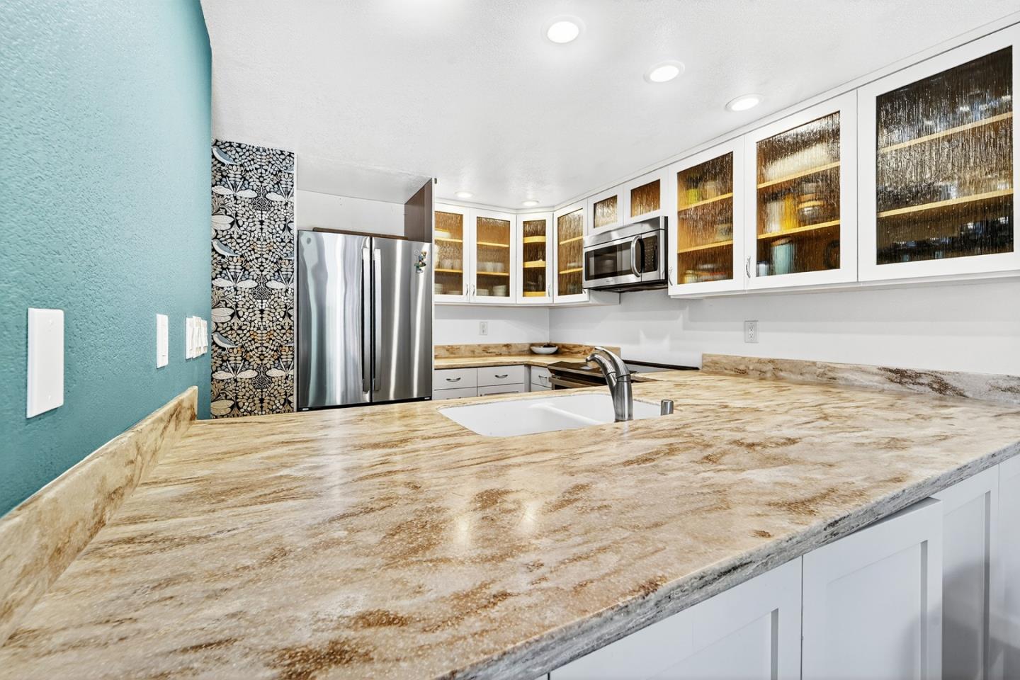 Detail Gallery Image 11 of 40 For 1757 30th Ave, Santa Cruz,  CA 95062 - 2 Beds | 2/1 Baths