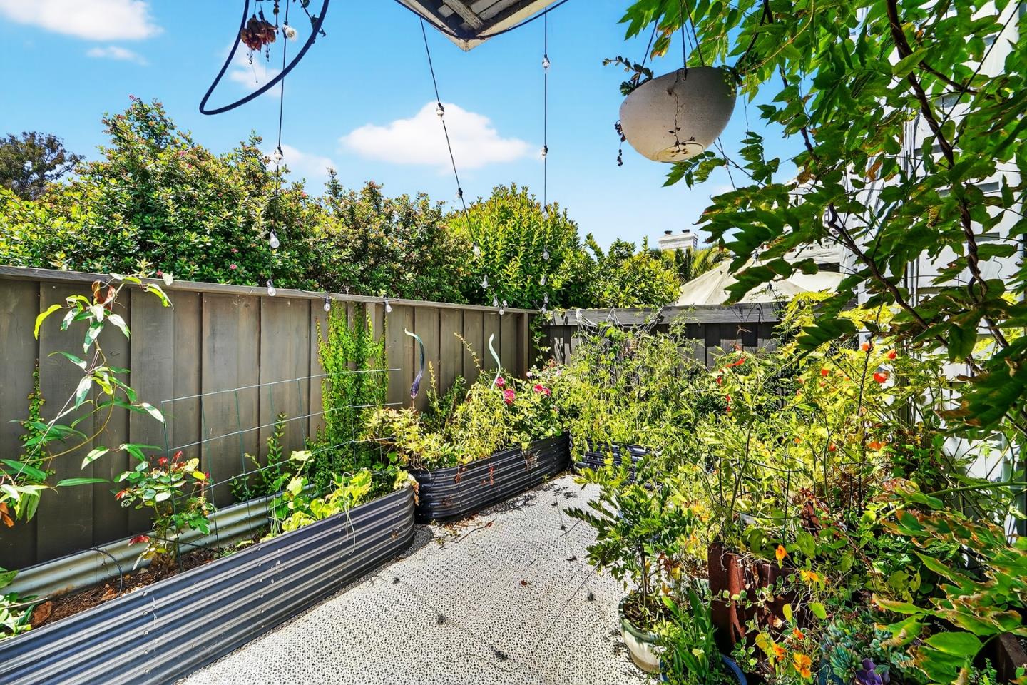 Detail Gallery Image 26 of 40 For 1757 30th Ave, Santa Cruz,  CA 95062 - 2 Beds | 2/1 Baths