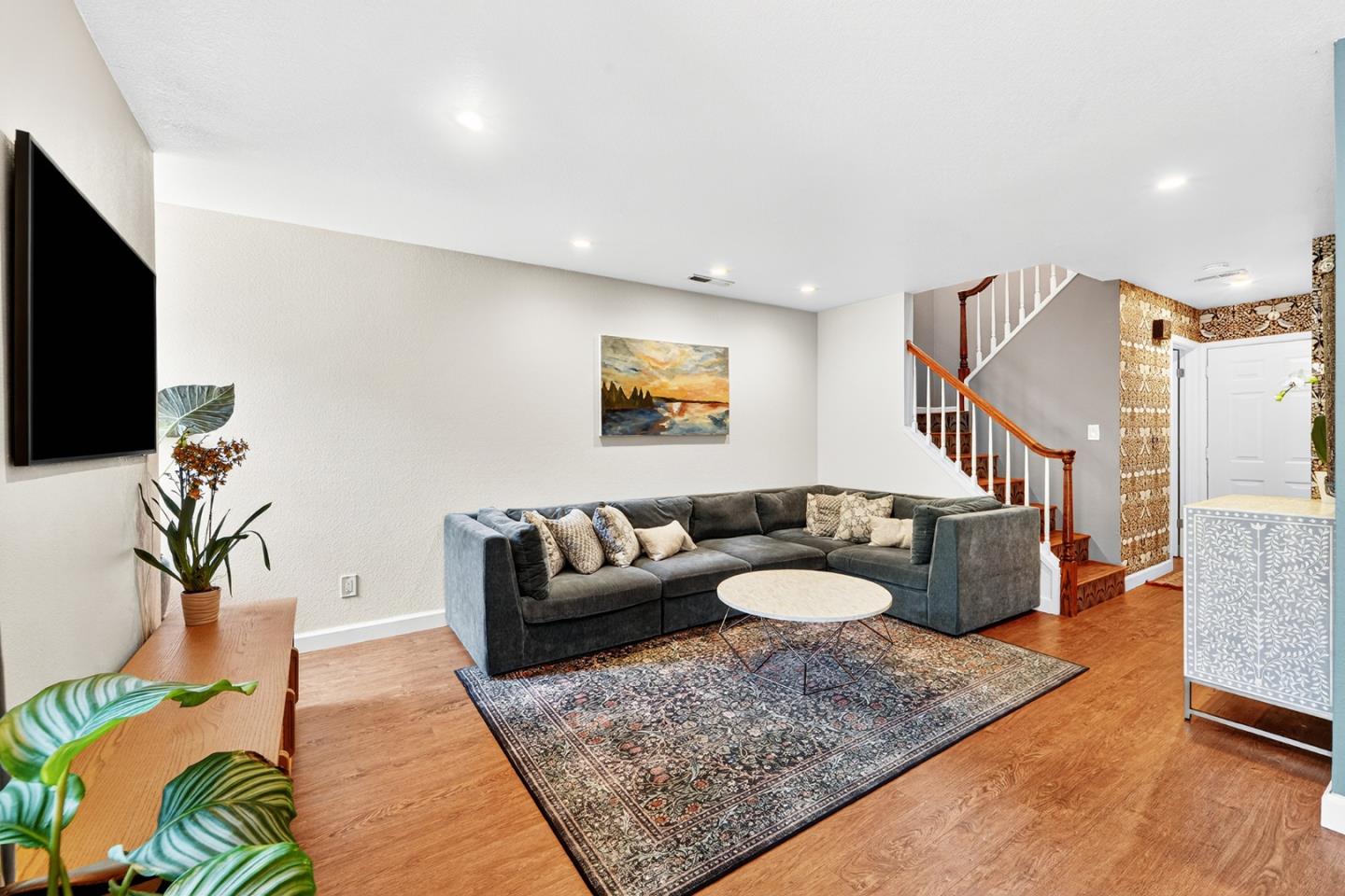 Detail Gallery Image 3 of 40 For 1757 30th Ave, Santa Cruz,  CA 95062 - 2 Beds | 2/1 Baths