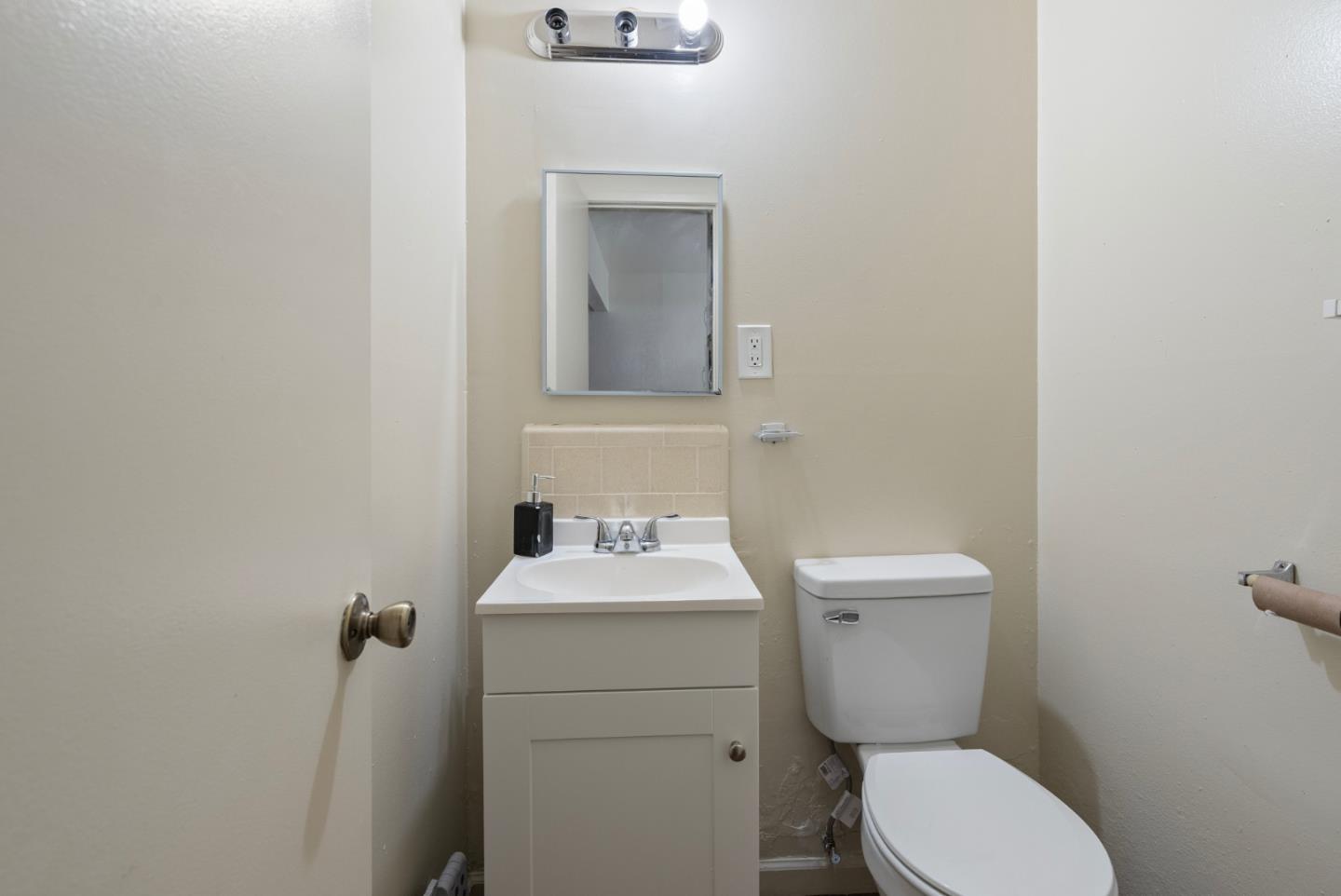 Detail Gallery Image 26 of 40 For 225 Soledad St, Salinas,  CA 93901 - – Beds | – Baths
