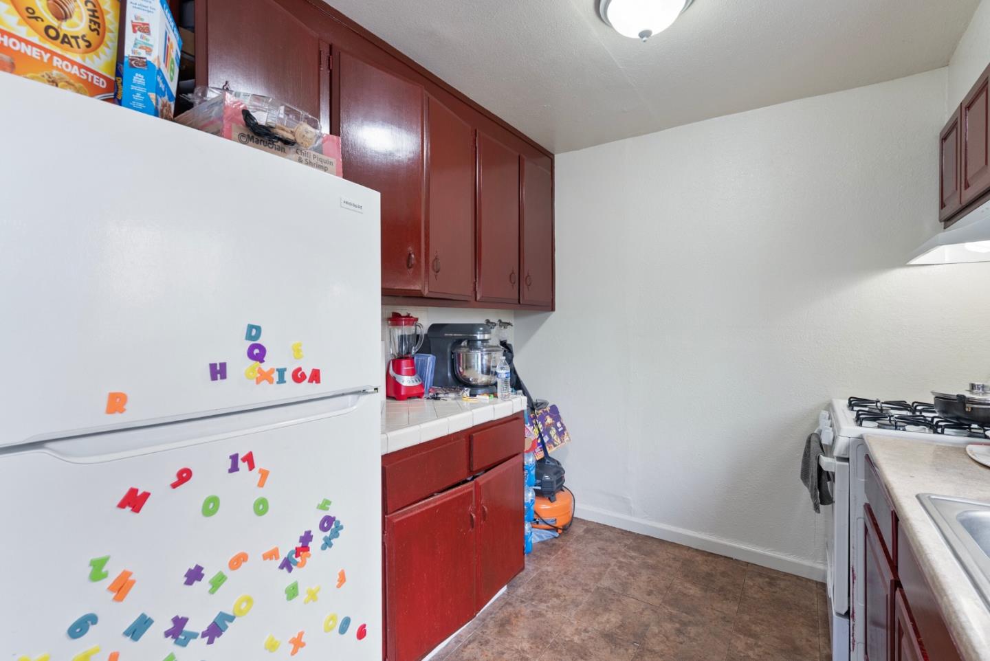 Detail Gallery Image 6 of 40 For 225 Soledad St, Salinas,  CA 93901 - – Beds | – Baths
