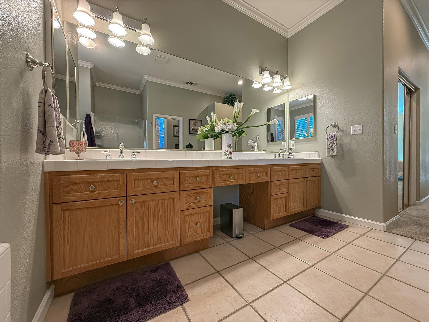 Detail Gallery Image 25 of 63 For 1489 Cheryl Dr, Livermore,  CA 94550 - 5 Beds | 2/1 Baths