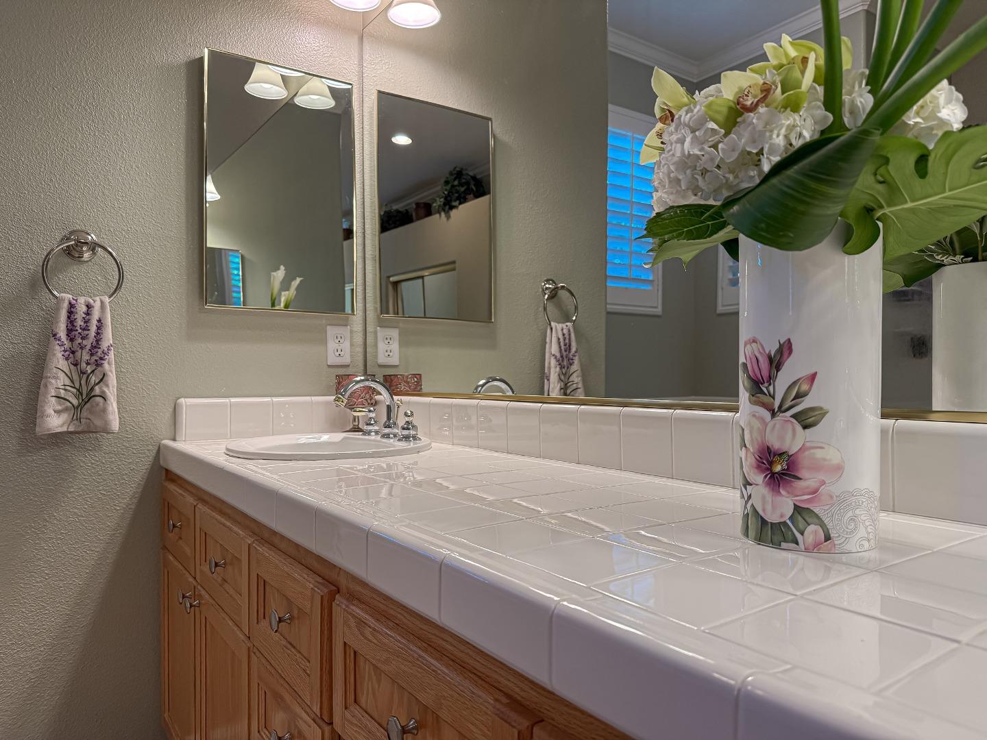 Detail Gallery Image 27 of 63 For 1489 Cheryl Dr, Livermore,  CA 94550 - 5 Beds | 2/1 Baths