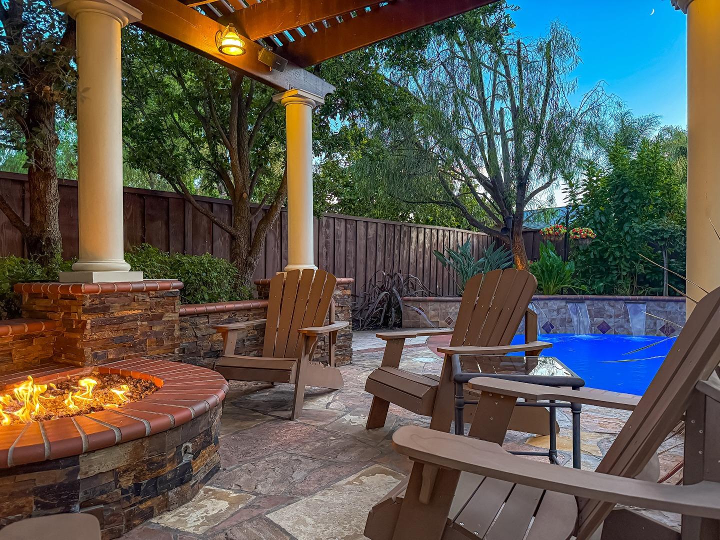 Detail Gallery Image 3 of 63 For 1489 Cheryl Dr, Livermore,  CA 94550 - 5 Beds | 2/1 Baths
