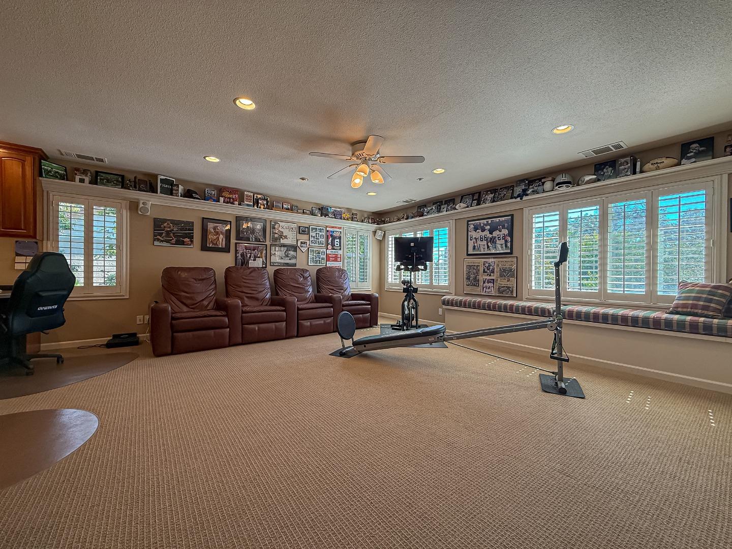 Detail Gallery Image 32 of 63 For 1489 Cheryl Dr, Livermore,  CA 94550 - 5 Beds | 2/1 Baths