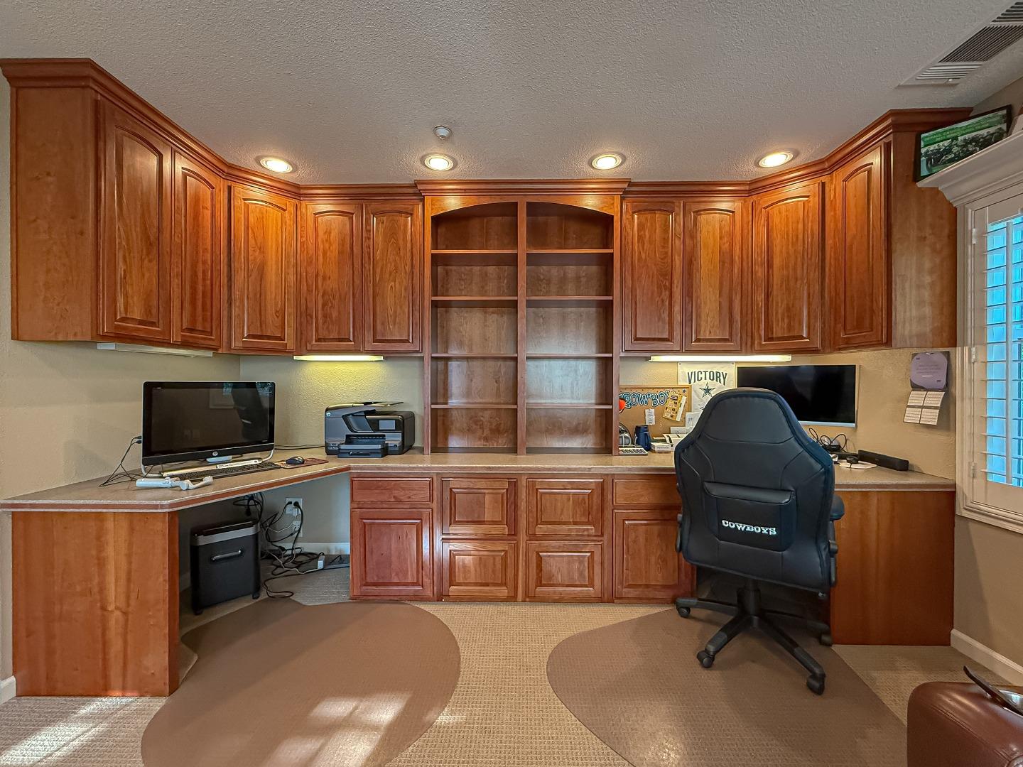 Detail Gallery Image 35 of 63 For 1489 Cheryl Dr, Livermore,  CA 94550 - 5 Beds | 2/1 Baths