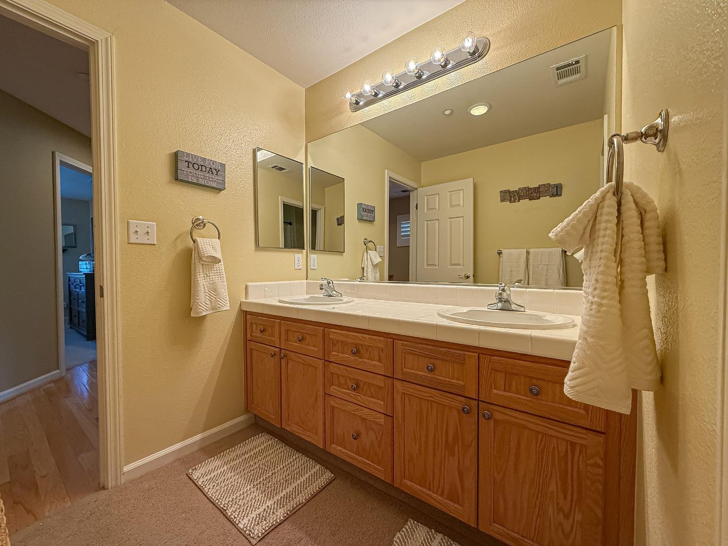 Detail Gallery Image 36 of 63 For 1489 Cheryl Dr, Livermore,  CA 94550 - 5 Beds | 2/1 Baths