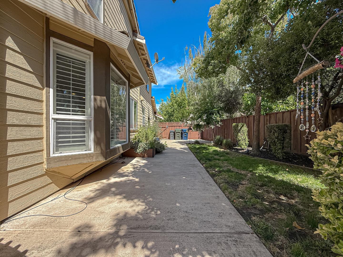 Detail Gallery Image 58 of 63 For 1489 Cheryl Dr, Livermore,  CA 94550 - 5 Beds | 2/1 Baths