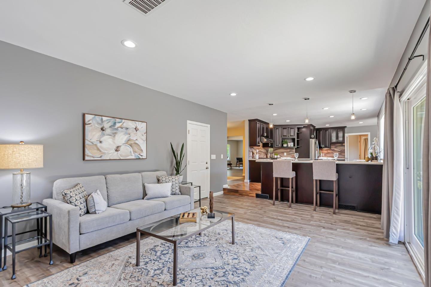 Detail Gallery Image 14 of 36 For 6702 Heathfield Dr, San Jose,  CA 95120 - 4 Beds | 2 Baths