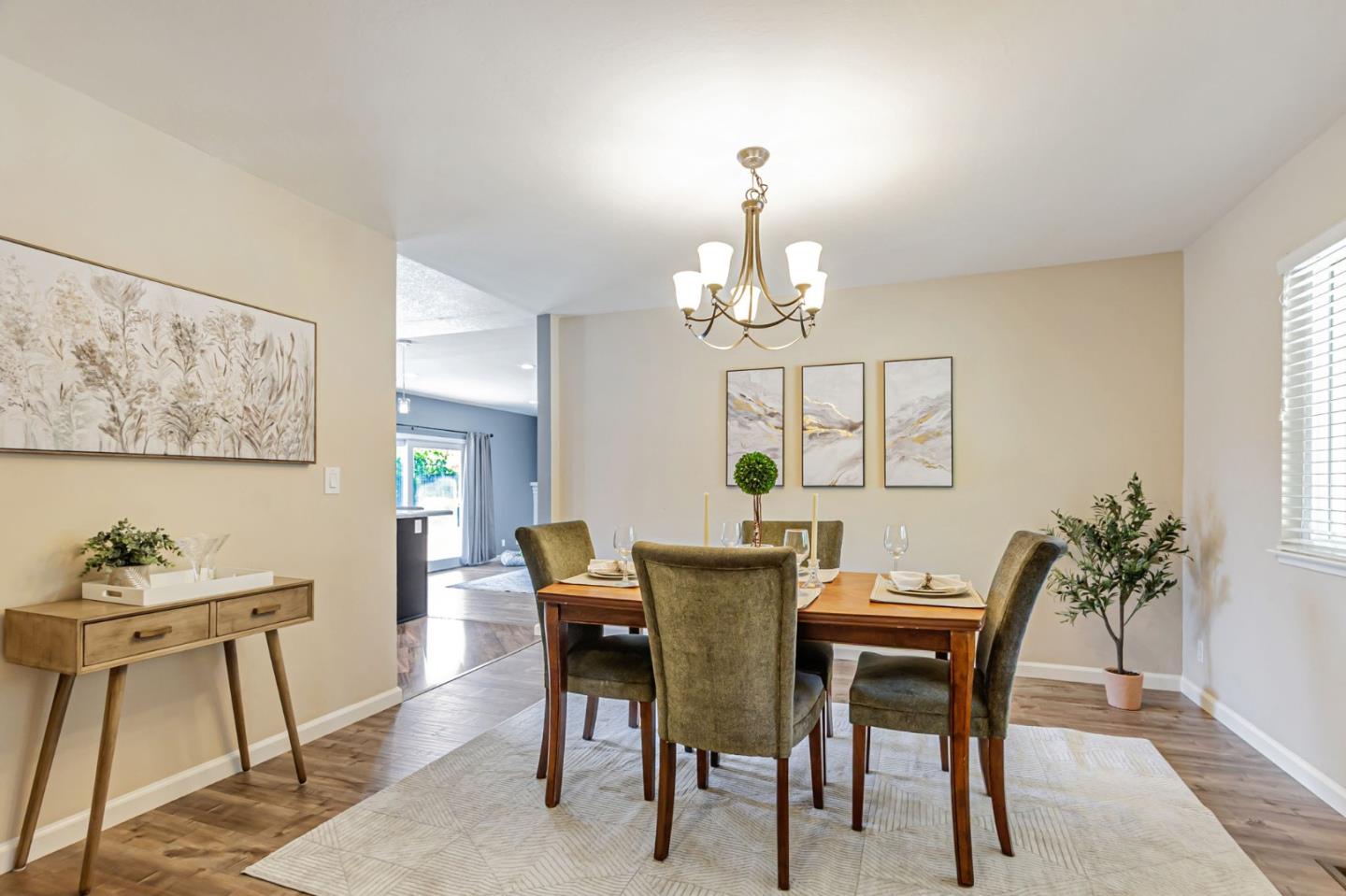 Detail Gallery Image 18 of 36 For 6702 Heathfield Dr, San Jose,  CA 95120 - 4 Beds | 2 Baths