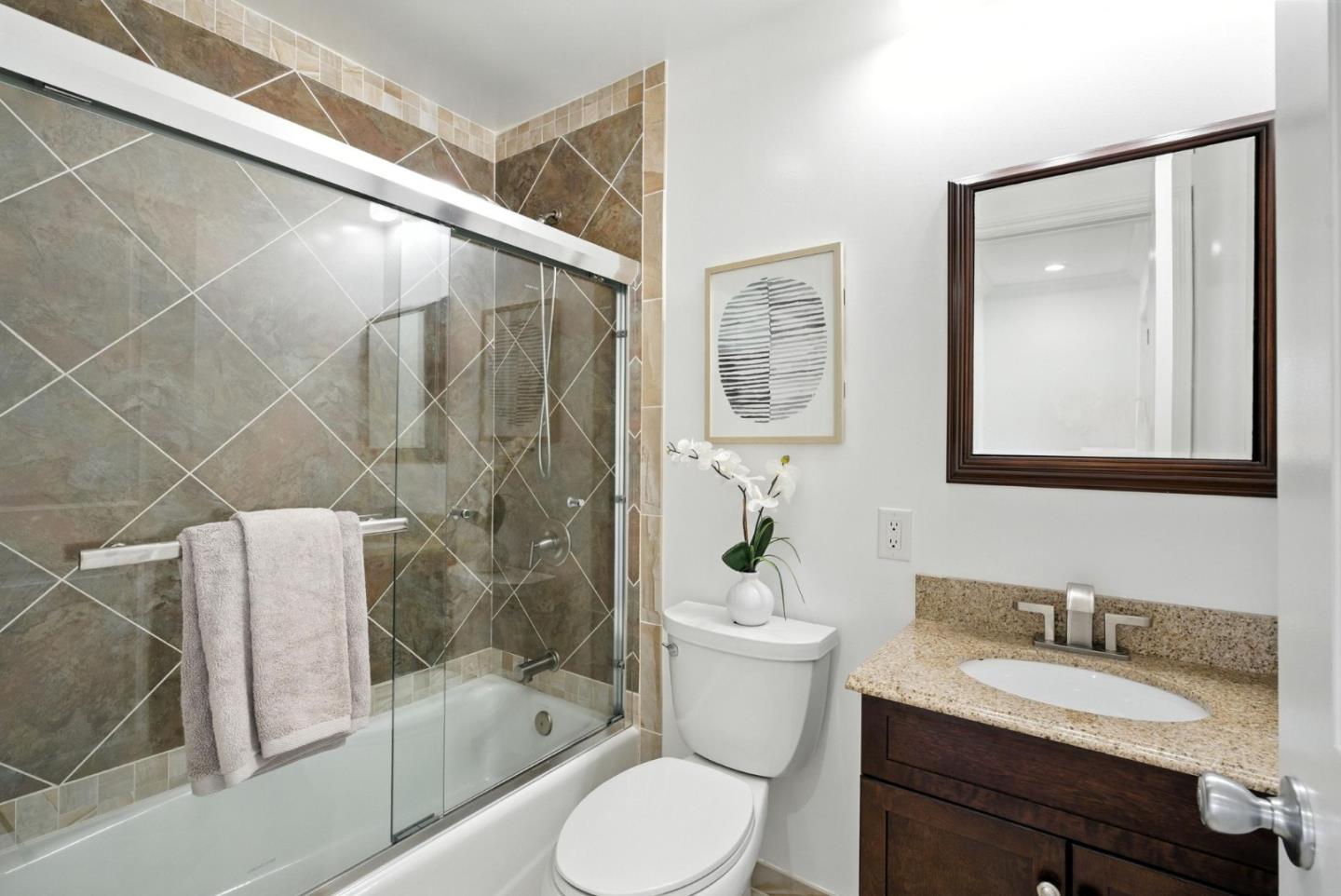 Detail Gallery Image 18 of 65 For 2621 Heather Ln, San Bruno,  CA 94066 - 3 Beds | 2 Baths