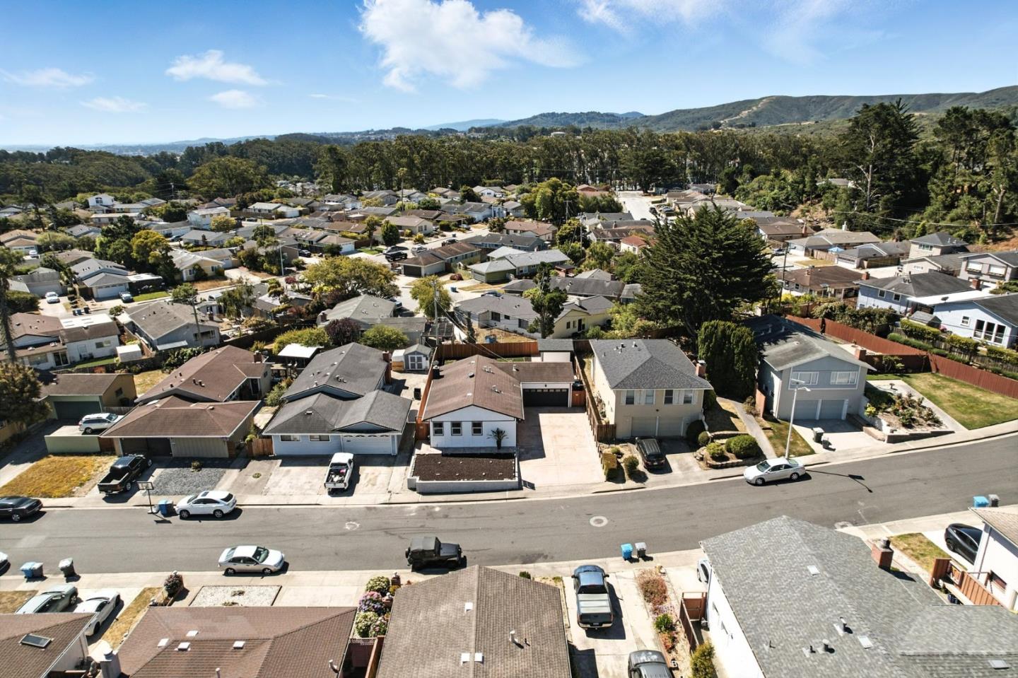 Detail Gallery Image 46 of 65 For 2621 Heather Ln, San Bruno,  CA 94066 - 3 Beds | 2 Baths
