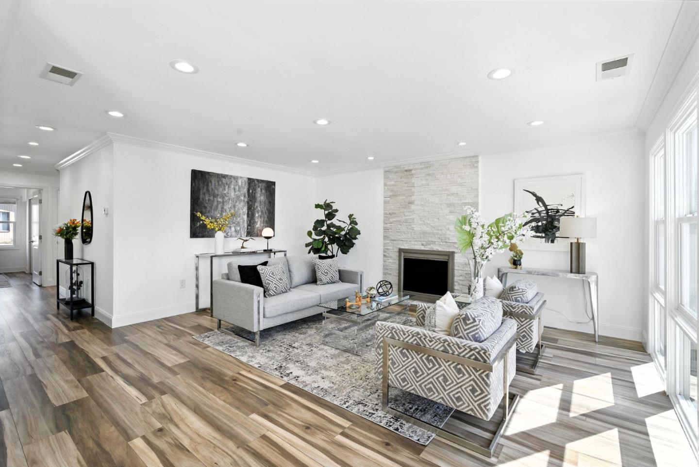 Detail Gallery Image 5 of 65 For 2621 Heather Ln, San Bruno,  CA 94066 - 3 Beds | 2 Baths