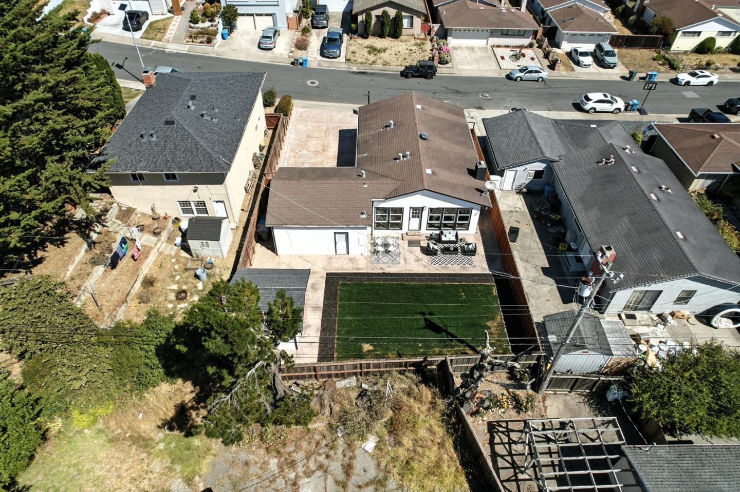 Detail Gallery Image 58 of 65 For 2621 Heather Ln, San Bruno,  CA 94066 - 3 Beds | 2 Baths