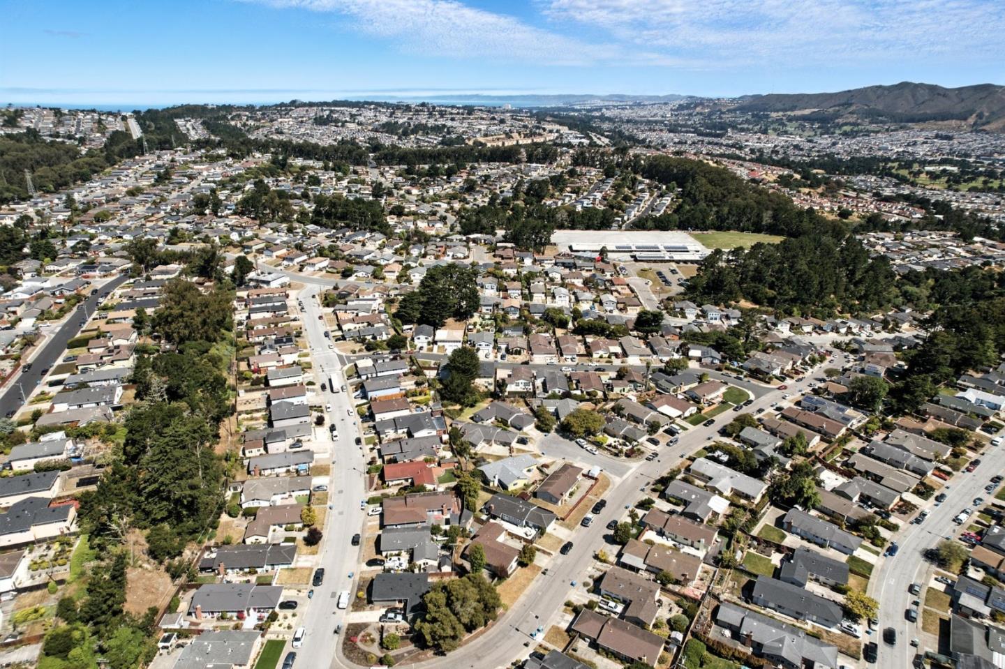 Detail Gallery Image 61 of 65 For 2621 Heather Ln, San Bruno,  CA 94066 - 3 Beds | 2 Baths
