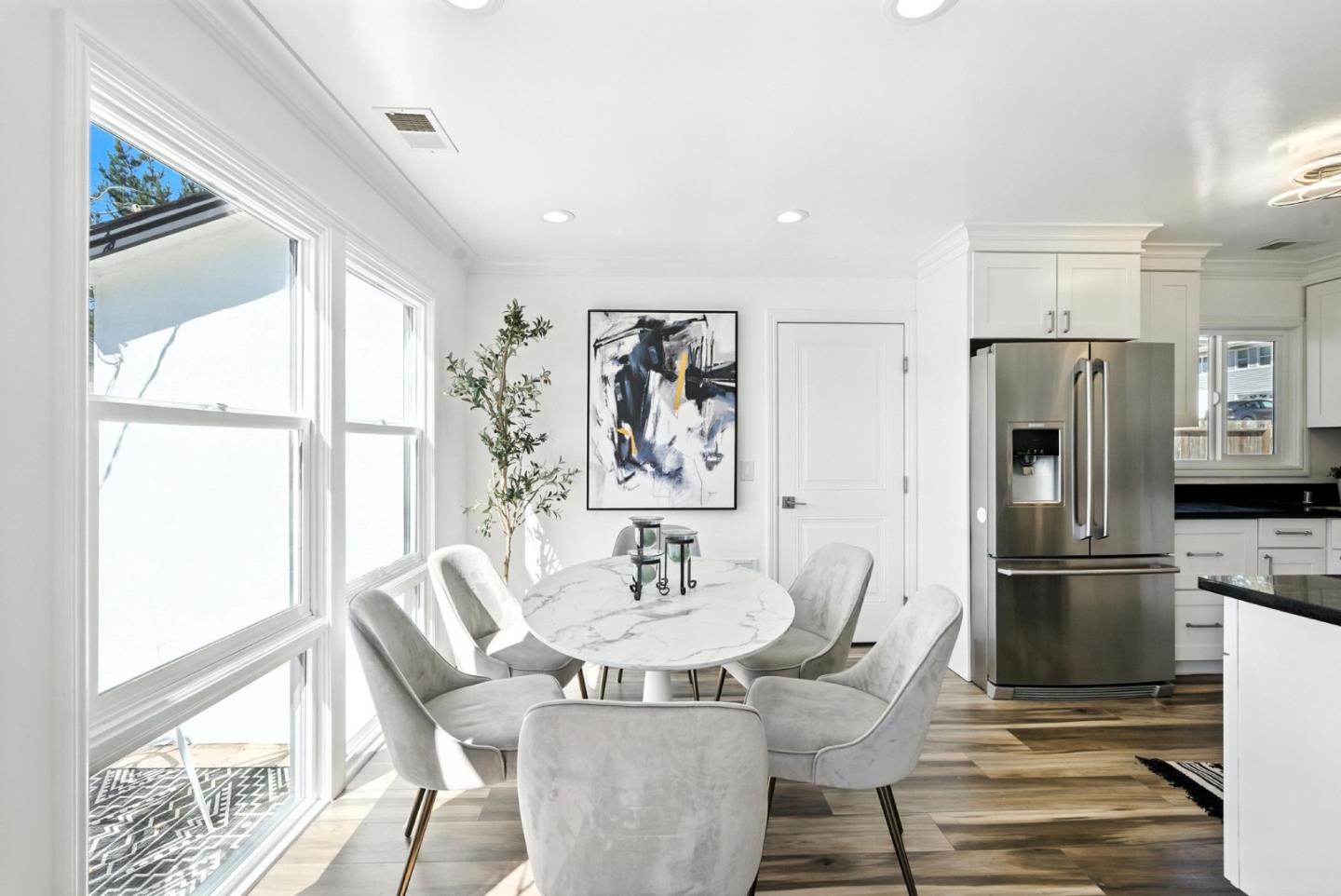 Detail Gallery Image 7 of 65 For 2621 Heather Ln, San Bruno,  CA 94066 - 3 Beds | 2 Baths