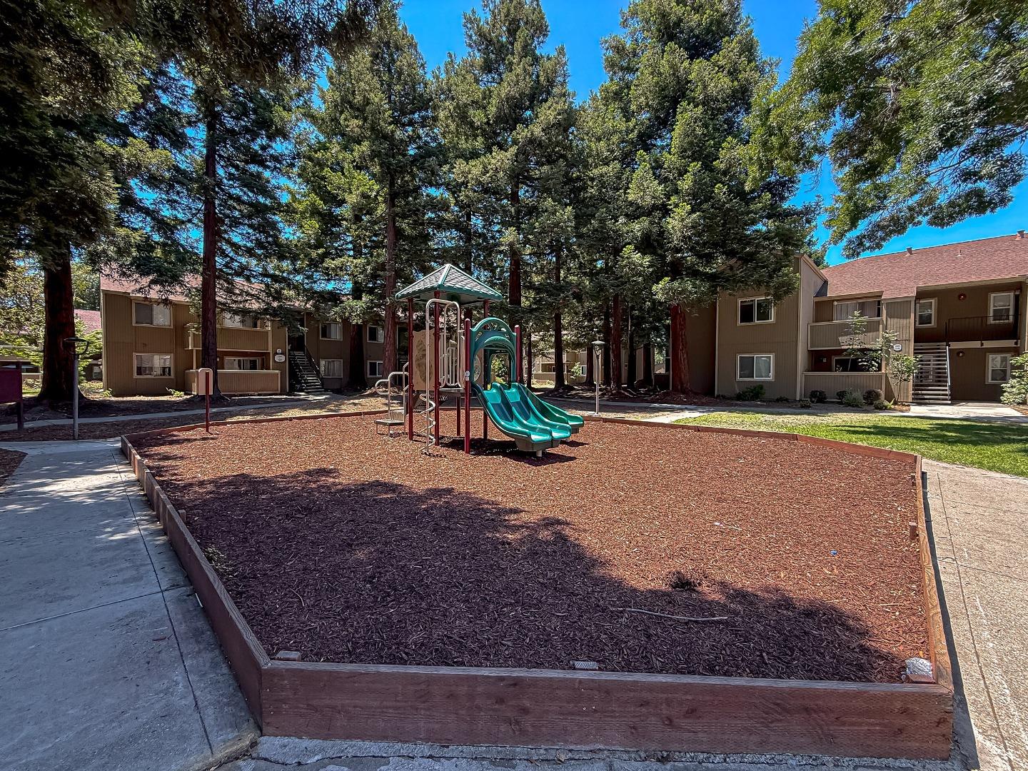 Detail Gallery Image 21 of 29 For 3388 Red Cedar Ter, Fremont,  CA 94536 - 1 Beds | 1 Baths