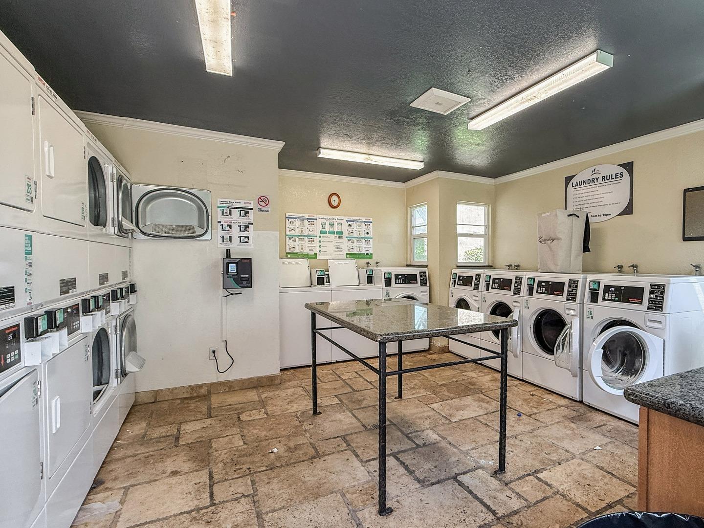 Detail Gallery Image 22 of 29 For 3388 Red Cedar Ter, Fremont,  CA 94536 - 1 Beds | 1 Baths