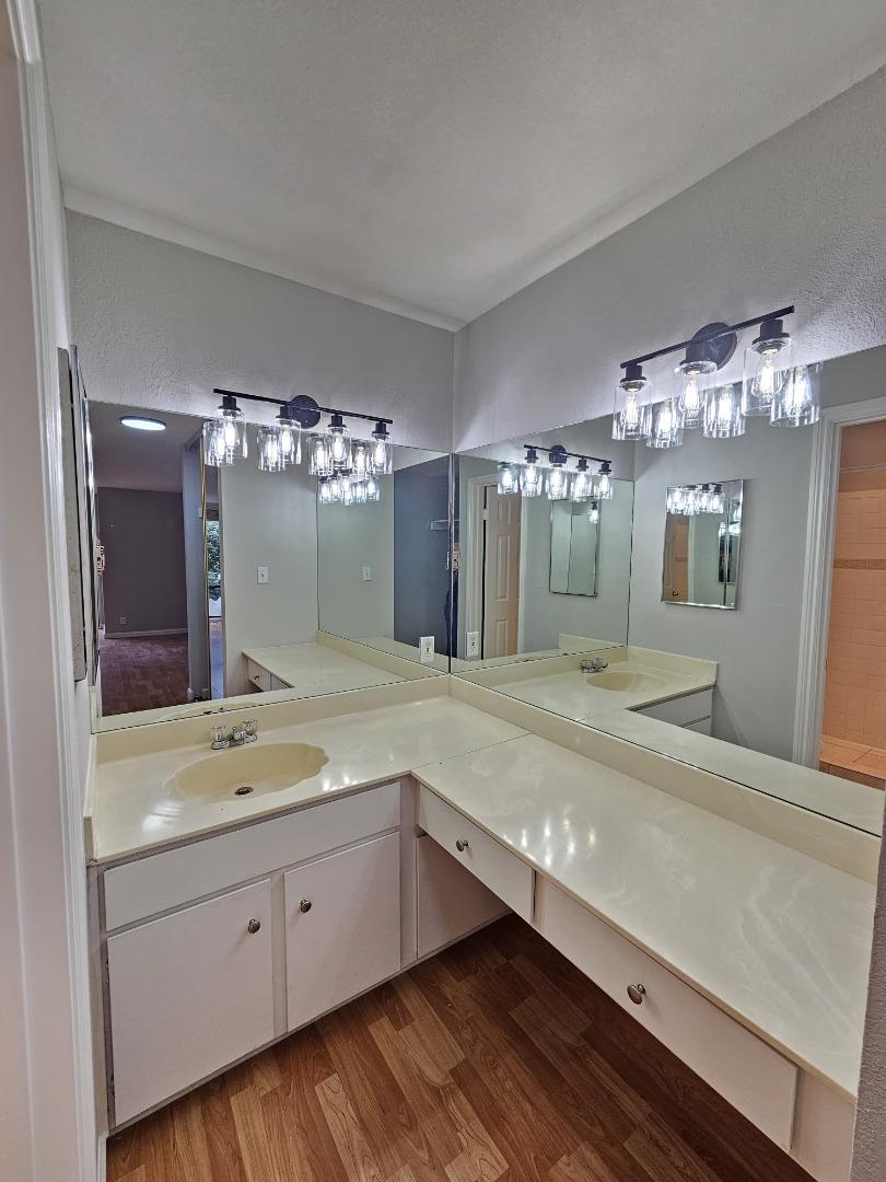 Detail Gallery Image 13 of 22 For 1191 Compass Ln #108,  Foster City,  CA 94404 - 2 Beds | 2 Baths