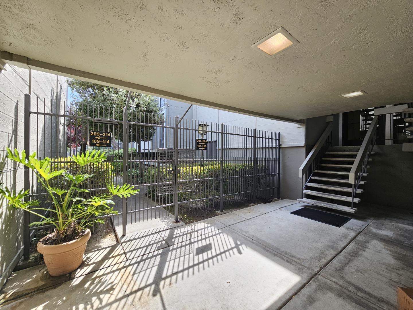 Detail Gallery Image 19 of 22 For 1191 Compass Ln #108,  Foster City,  CA 94404 - 2 Beds | 2 Baths