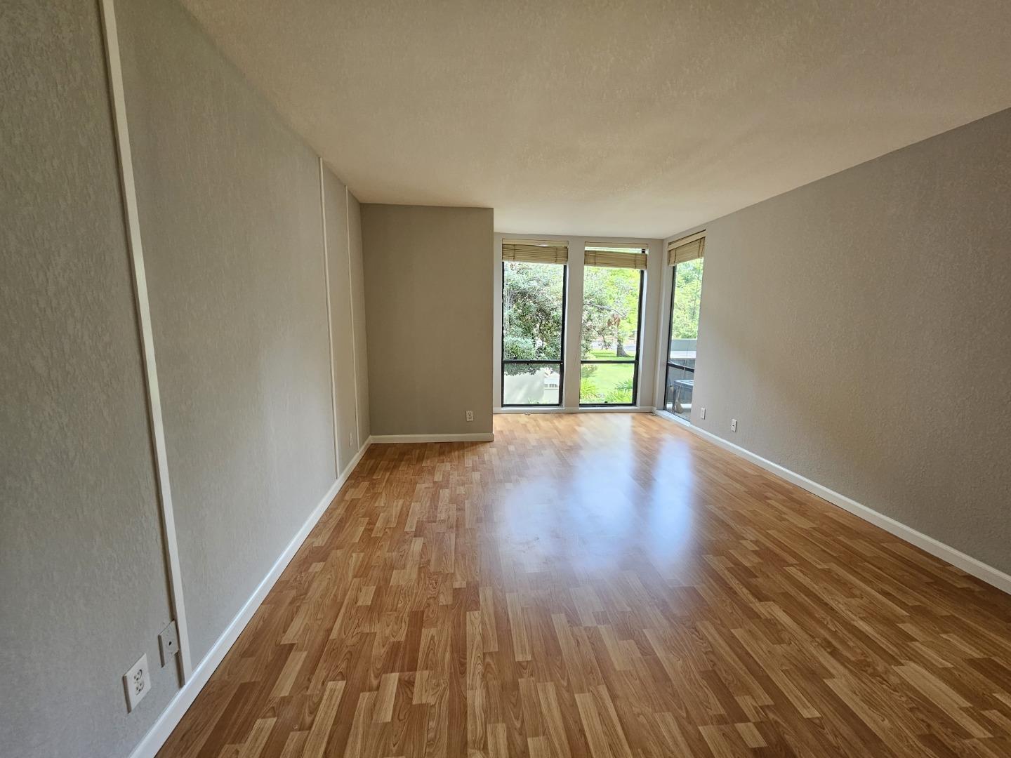 Detail Gallery Image 9 of 22 For 1191 Compass Ln #108,  Foster City,  CA 94404 - 2 Beds | 2 Baths