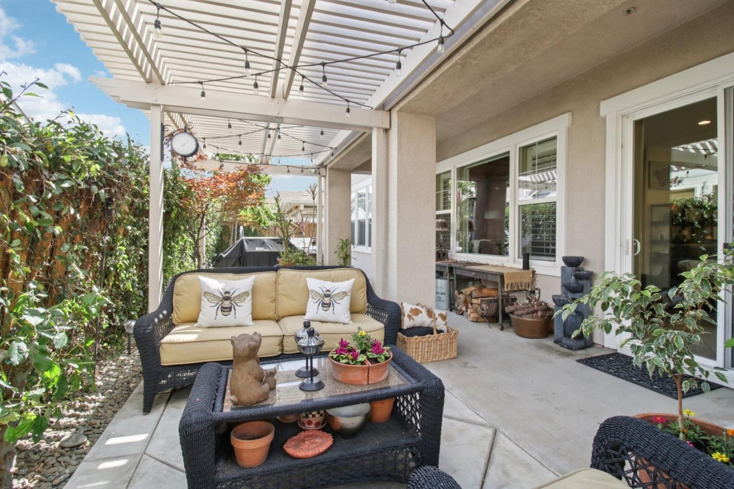 Detail Gallery Image 21 of 29 For 845 San Pedro Ave, Morgan Hill,  CA 95037 - 3 Beds | 3 Baths