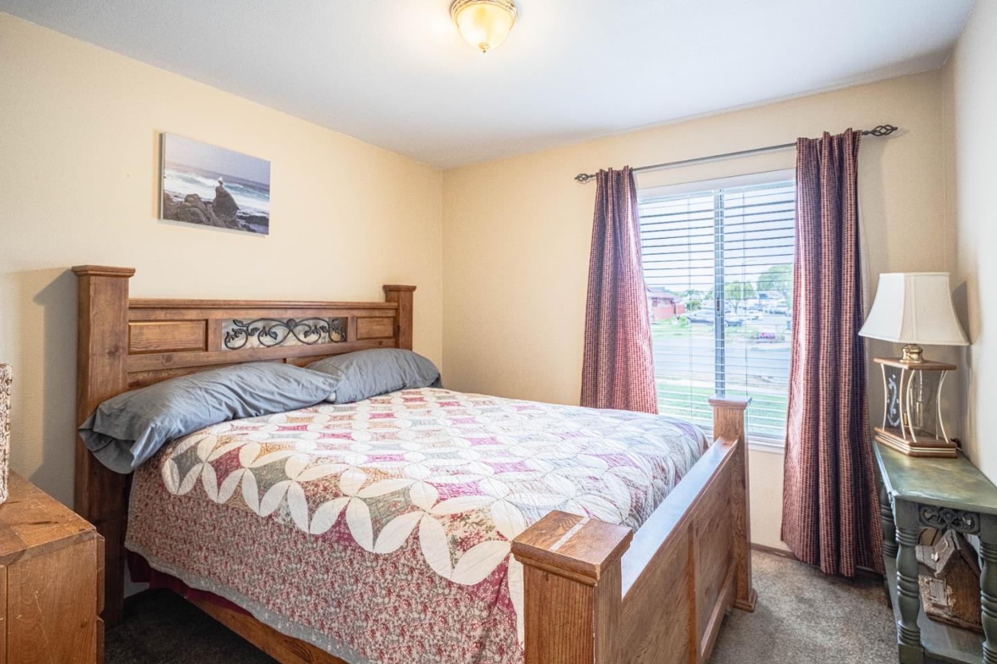 Detail Gallery Image 19 of 29 For 19010 Souza Way, Salinas,  CA 93906 - 3 Beds | 2 Baths