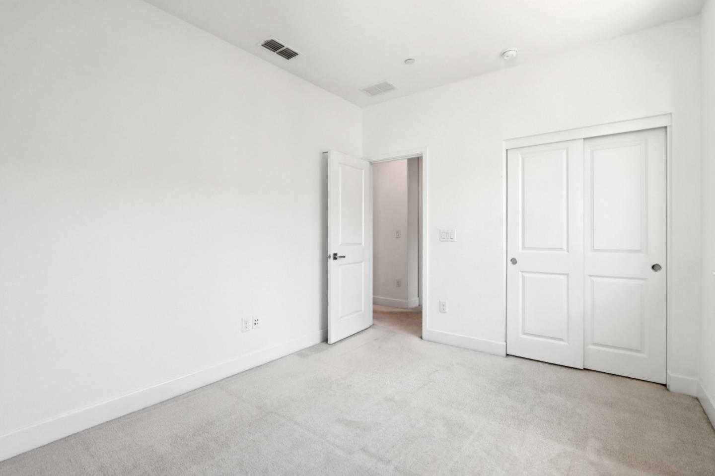 Detail Gallery Image 27 of 36 For 1363 S Shields Ave, Tracy,  CA 95391 - 3 Beds | 2/1 Baths