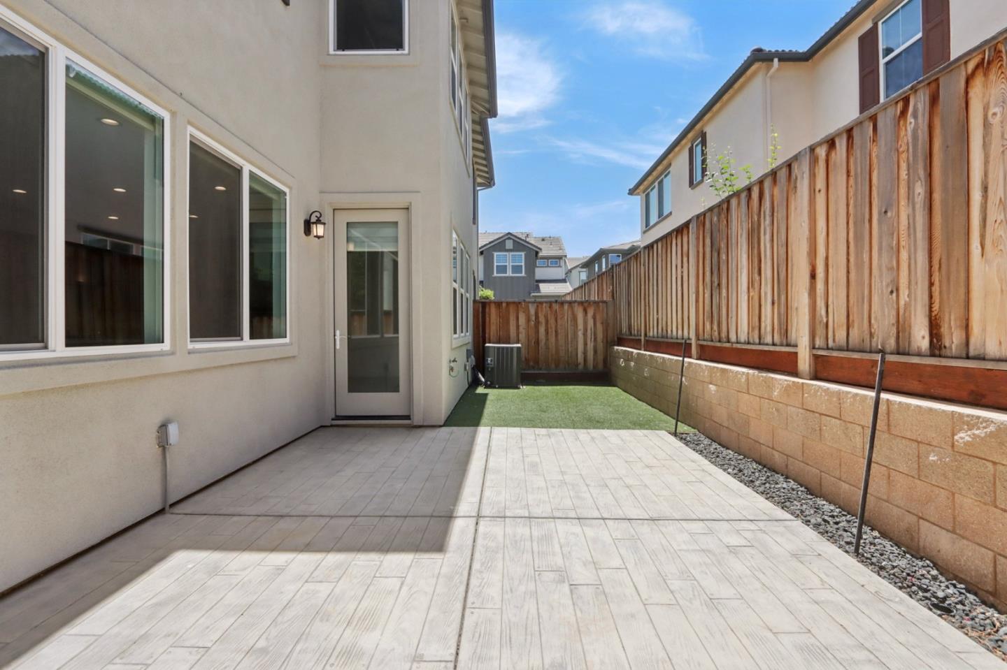 Detail Gallery Image 33 of 36 For 1363 S Shields Ave, Tracy,  CA 95391 - 3 Beds | 2/1 Baths