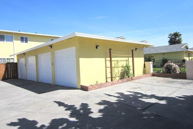 Detail Gallery Image 4 of 12 For 3147 Williamsburg Dr, San Jose,  CA 95117 - – Beds | – Baths