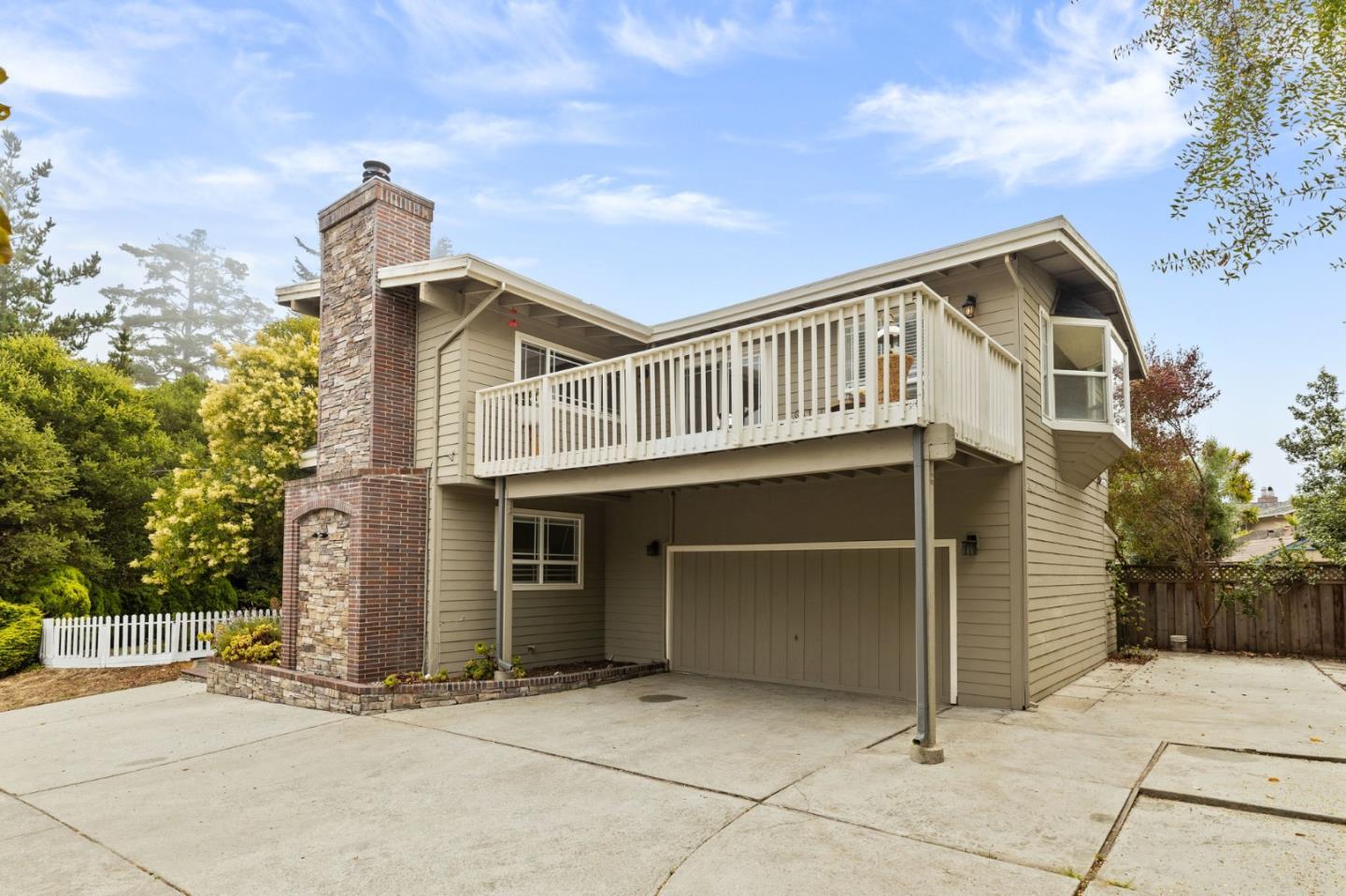 Detail Gallery Image 3 of 45 For 674 Clubhouse Dr, Aptos,  CA 95003 - 3 Beds | 2 Baths