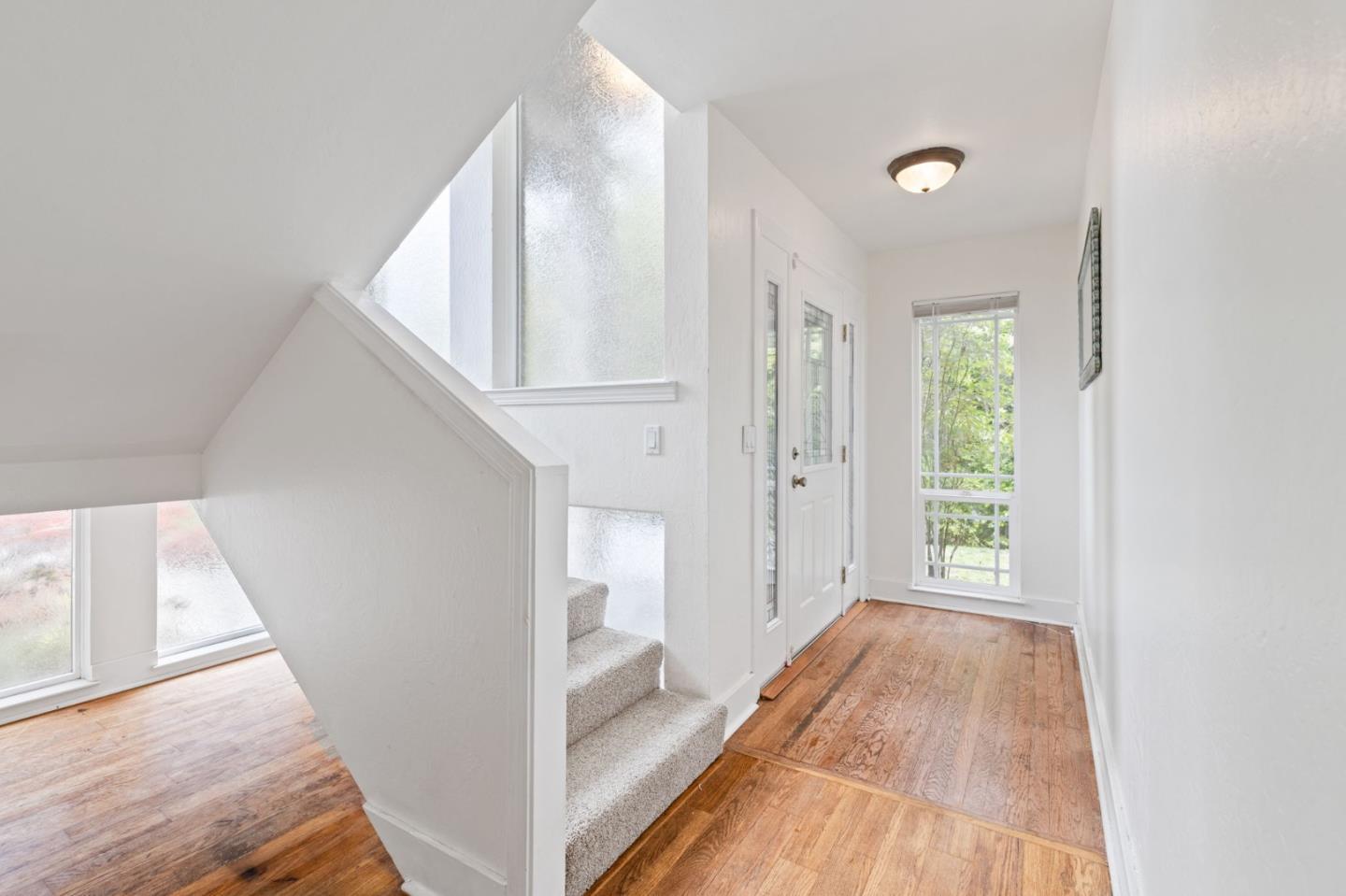 Detail Gallery Image 5 of 45 For 674 Clubhouse Dr, Aptos,  CA 95003 - 3 Beds | 2 Baths