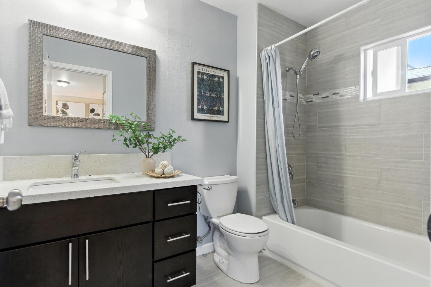 Detail Gallery Image 16 of 31 For 36194 Magellan Dr, Fremont,  CA 94536 - 4 Beds | 2 Baths