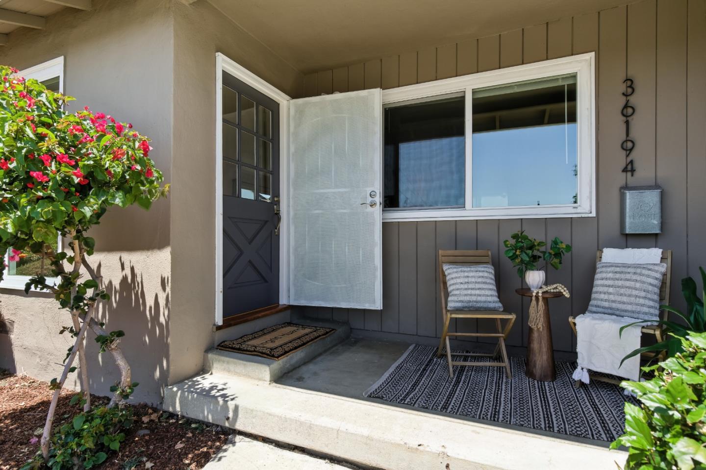 Detail Gallery Image 3 of 31 For 36194 Magellan Dr, Fremont,  CA 94536 - 4 Beds | 2 Baths