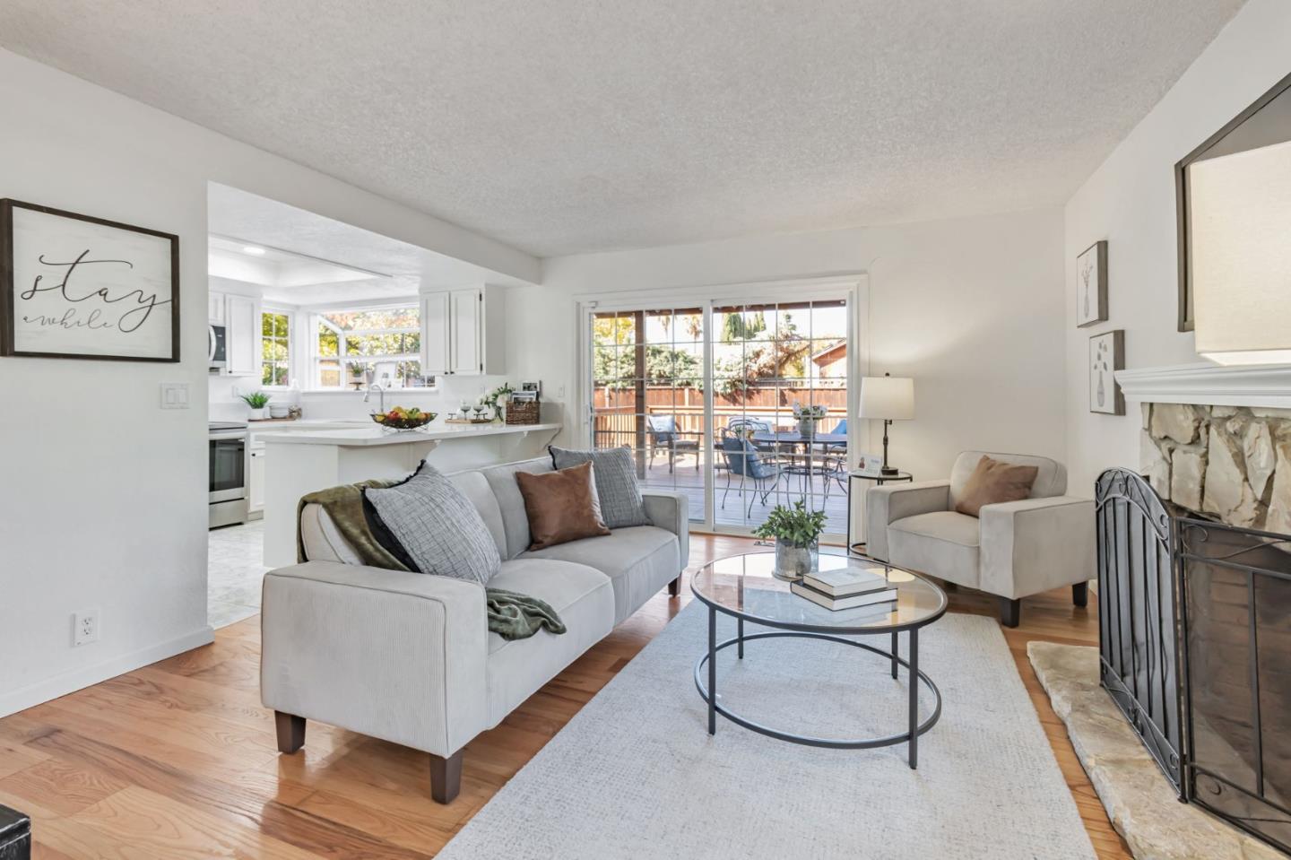 Detail Gallery Image 10 of 43 For 623 Prada Dr, Milpitas,  CA 95035 - 4 Beds | 2/1 Baths