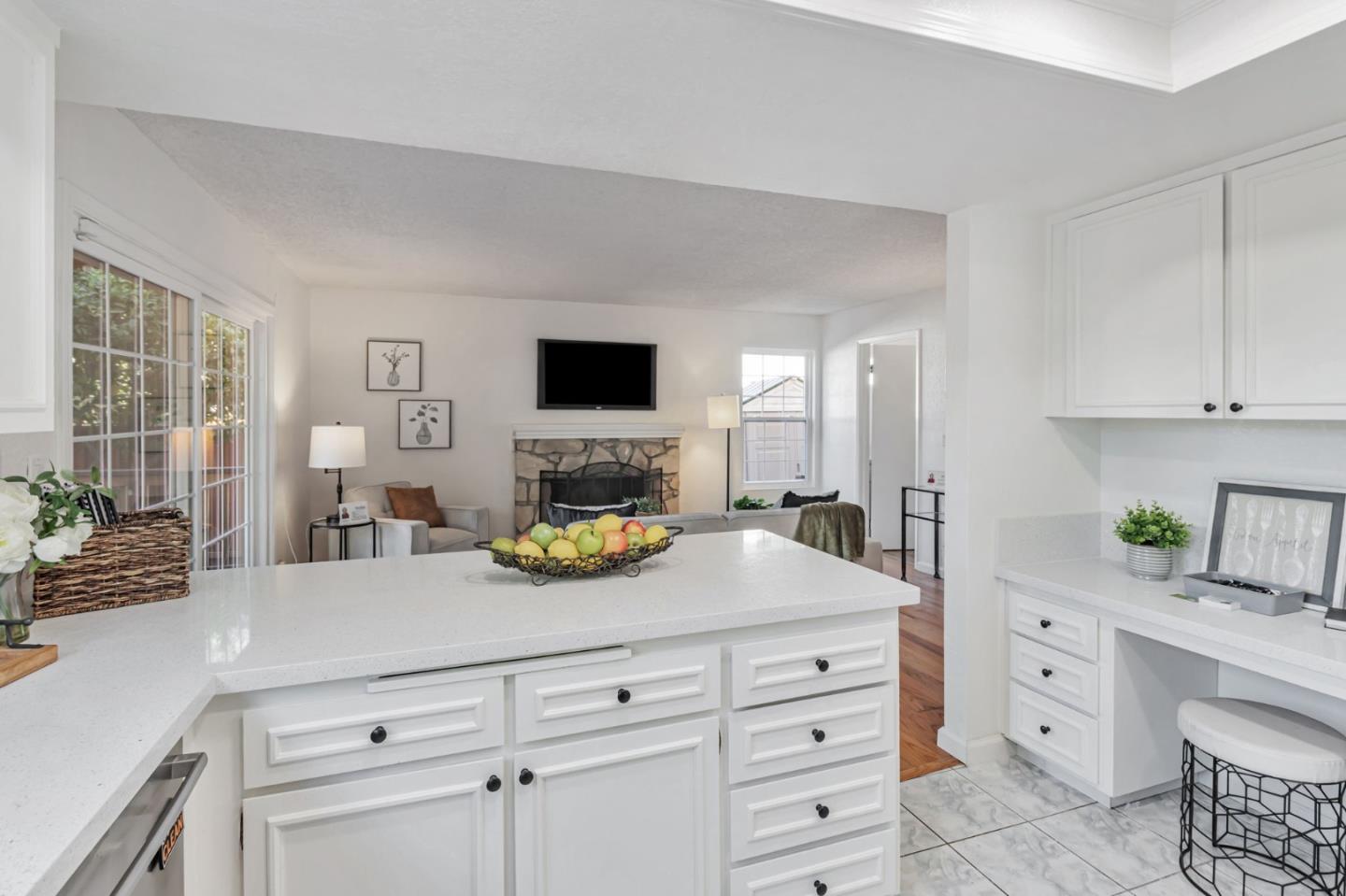 Detail Gallery Image 16 of 43 For 623 Prada Dr, Milpitas,  CA 95035 - 4 Beds | 2/1 Baths