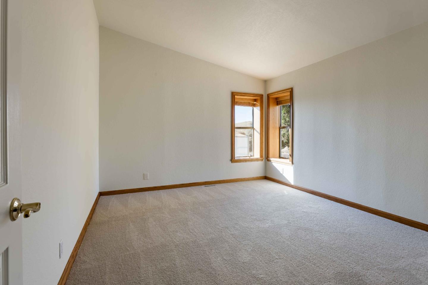 Detail Gallery Image 18 of 35 For 4024 Higuera Highland Ln, San Jose,  CA 95148 - 4 Beds | 2/1 Baths