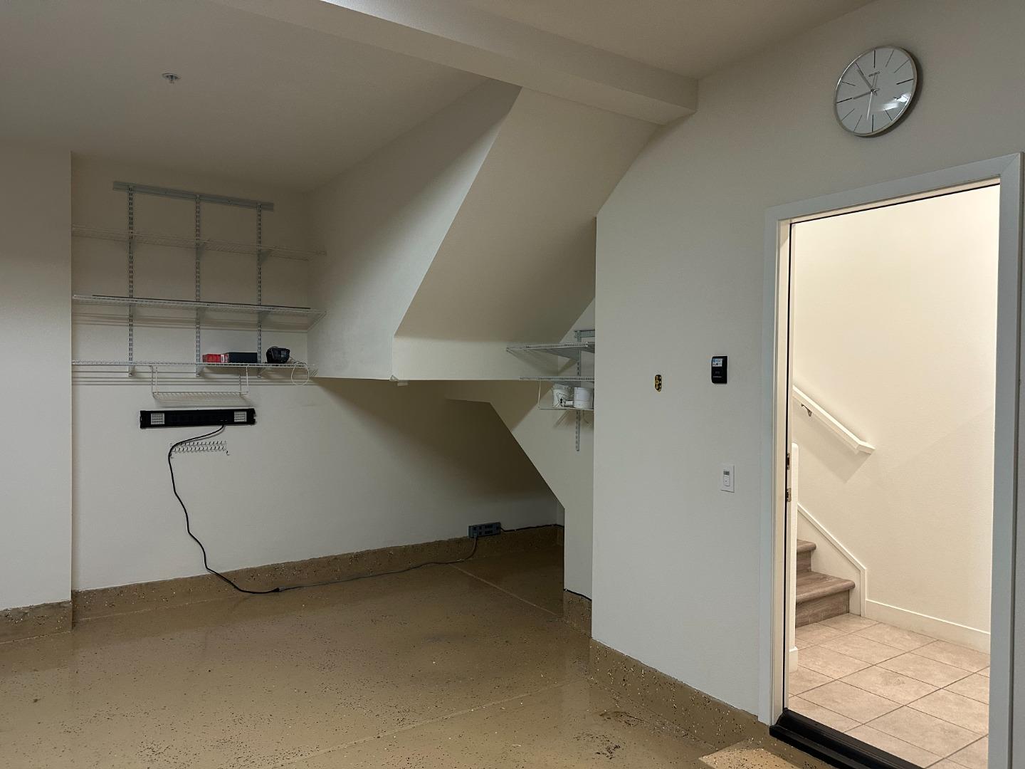 Detail Gallery Image 19 of 20 For 275 Carmona, Lake Forest,  CA 92630 - 2 Beds | 2/1 Baths