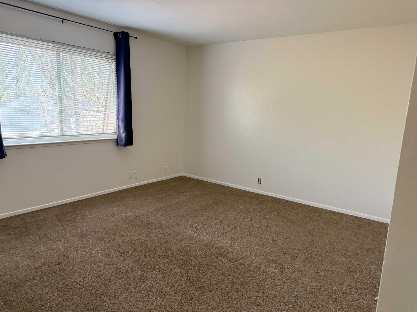 Detail Gallery Image 17 of 21 For 1091 Mohr Ln #D,  Concord,  CA 94518 - 3 Beds | 2 Baths