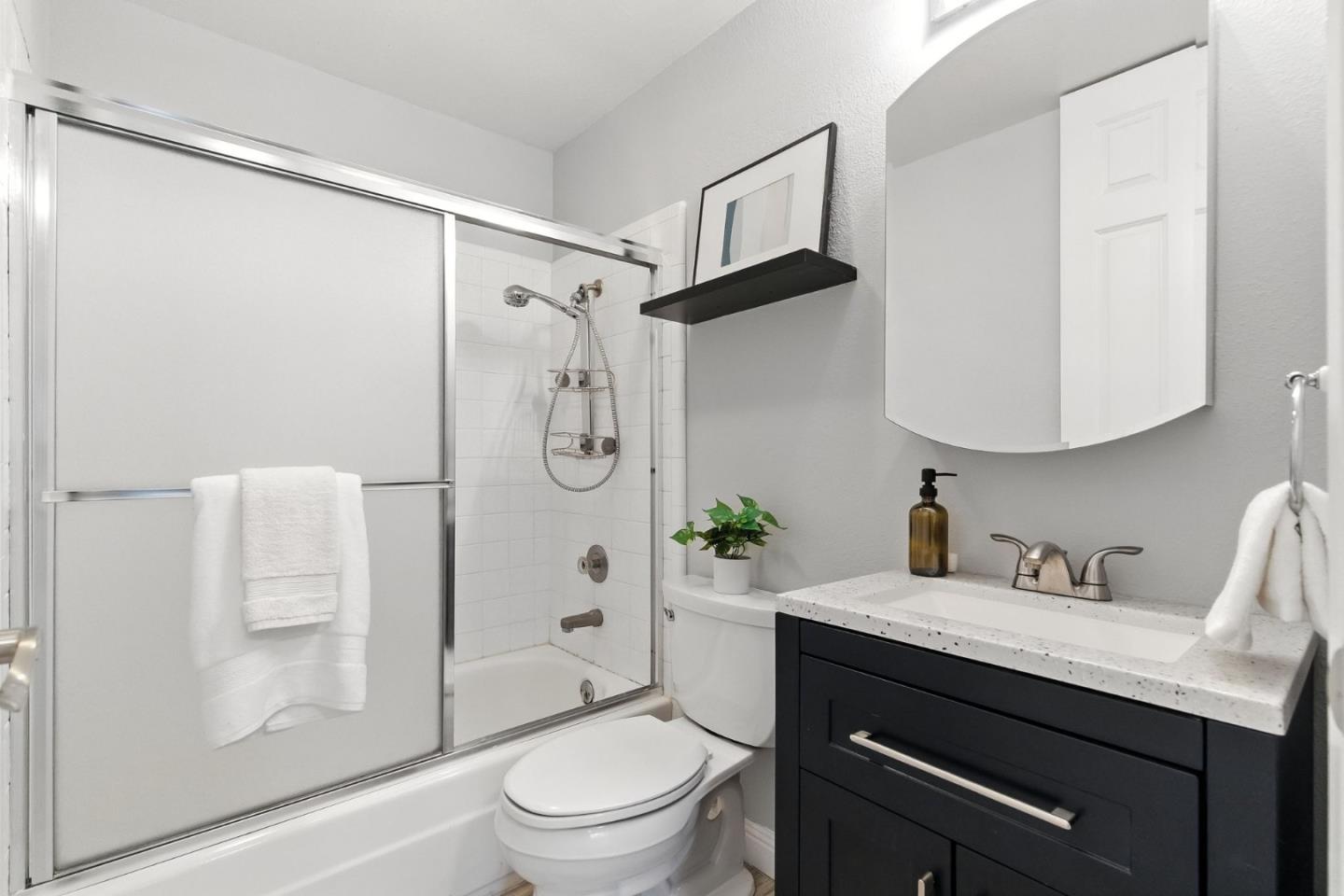 Detail Gallery Image 19 of 35 For 3317 Shelter Creek Ln, San Bruno,  CA 94066 - 2 Beds | 2 Baths