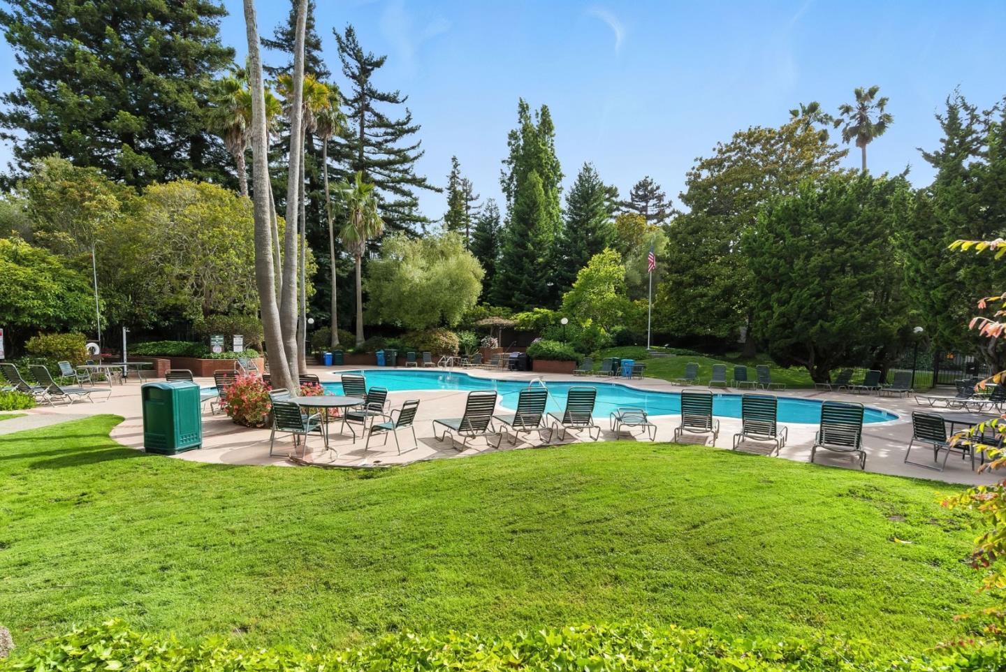 Detail Gallery Image 31 of 35 For 3317 Shelter Creek Ln, San Bruno,  CA 94066 - 2 Beds | 2 Baths