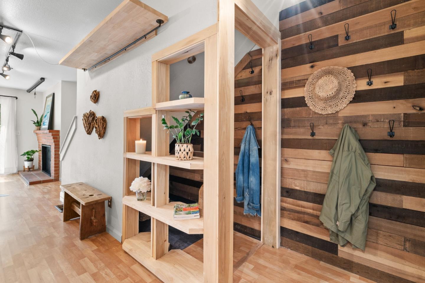 Detail Gallery Image 3 of 38 For 2878 Lindsay Ln, Soquel,  CA 95073 - 2 Beds | 2 Baths