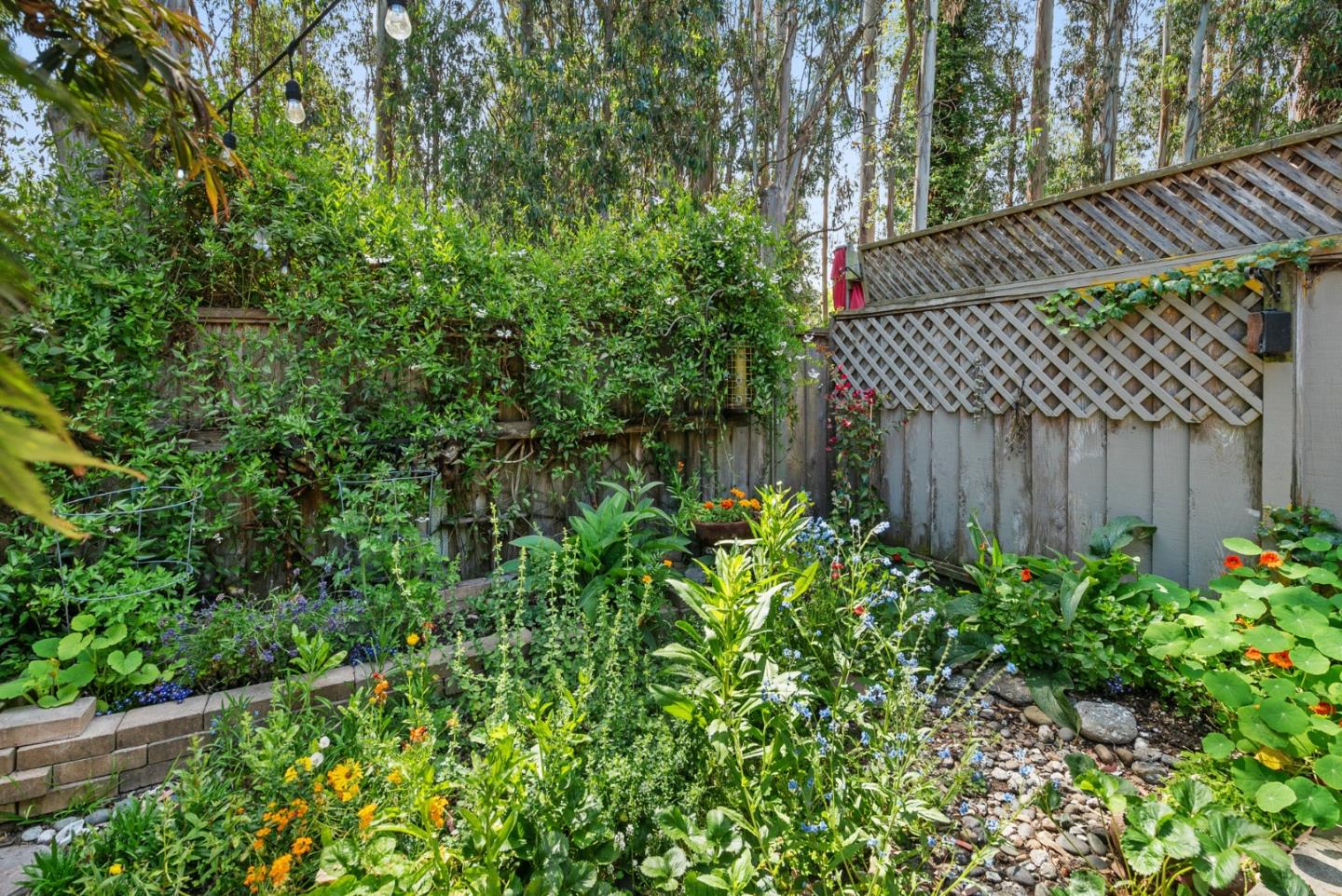 Detail Gallery Image 31 of 38 For 2878 Lindsay Ln, Soquel,  CA 95073 - 2 Beds | 2 Baths