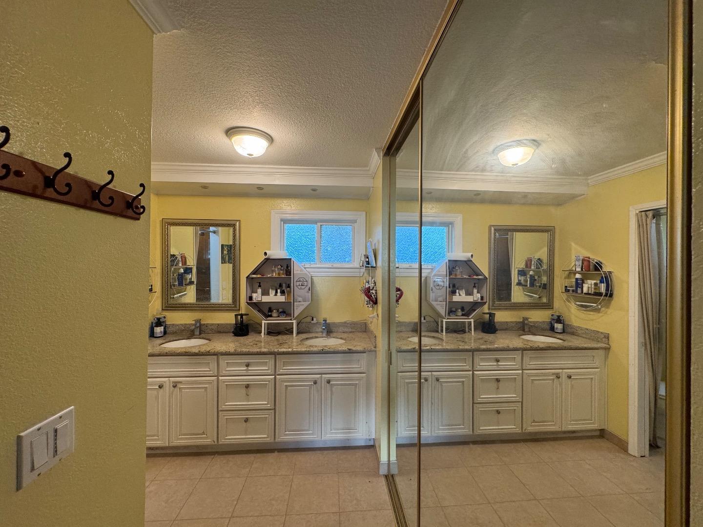 Detail Gallery Image 25 of 35 For 3328 Arqueado Dr, San Jose,  CA 95148 - 4 Beds | 2 Baths