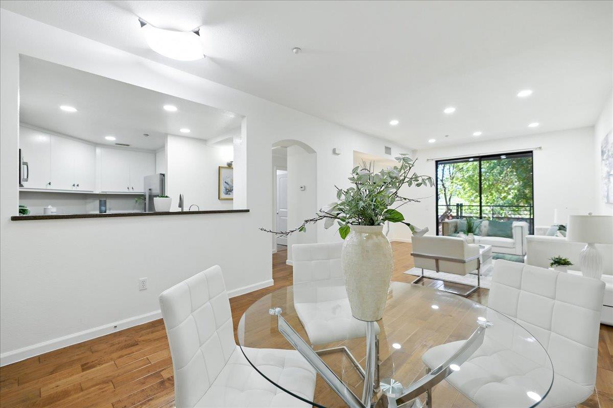 Detail Gallery Image 11 of 66 For 10745 N De Anza Blvd #115,  Cupertino,  CA 95014 - 2 Beds | 2 Baths